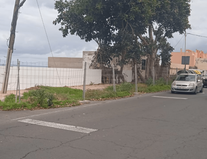 Imagen del espacio en el que se instalaría la marquesina / TA